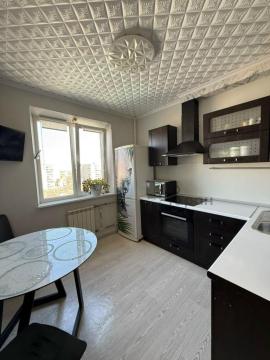 , 3-комн., Челябинск