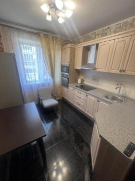 , 2-комн., Челябинск